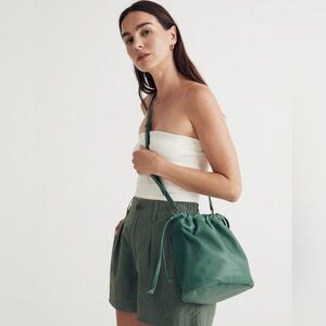 NWT Madewell The Pizza Bucket Leather Crossbody Bag Jade Green